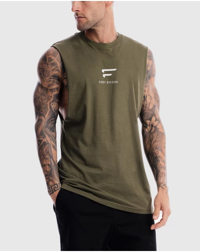 First Division - Pro Centre Tank