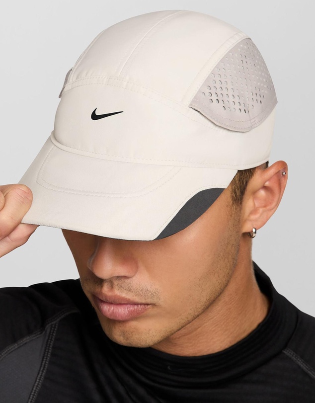 Nike - Nike Fly Unstructured Nike Tech Cap
