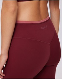 Upstate - Air Sculpt Contrast 7/8 Tight - Warm Cherry