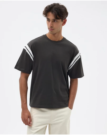 AERE - Contrast Sleeve Tee