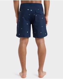 Quiksilver - Mens Surfsilk 18