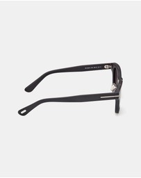 Tom Ford - FT1353-D