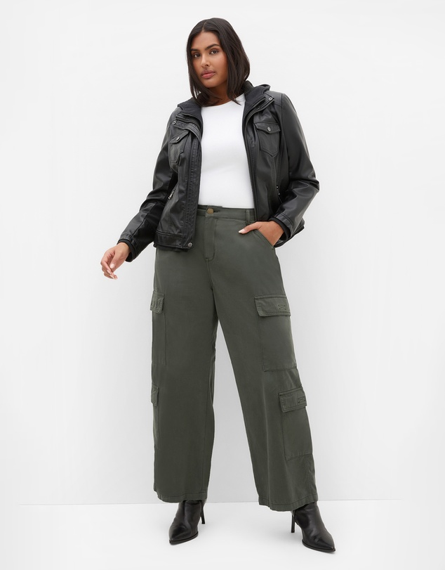 City Chic - Plus size Harley Fit Ali Cargo Wide Leg Short Jean - khaki