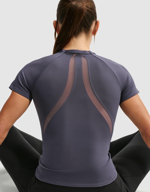 Nike - Universa Mesh SS Top