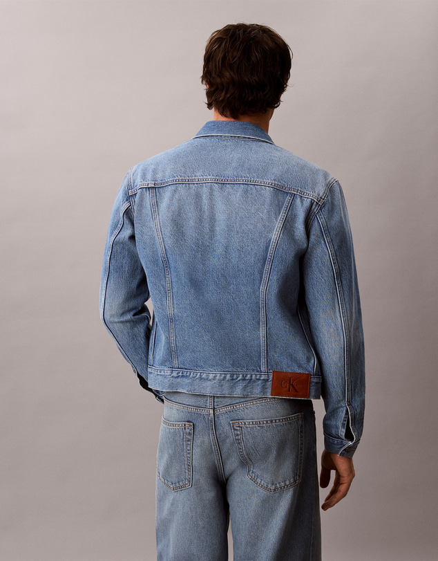 Calvin Klein Jeans - Classic Denim Trucker Jacket