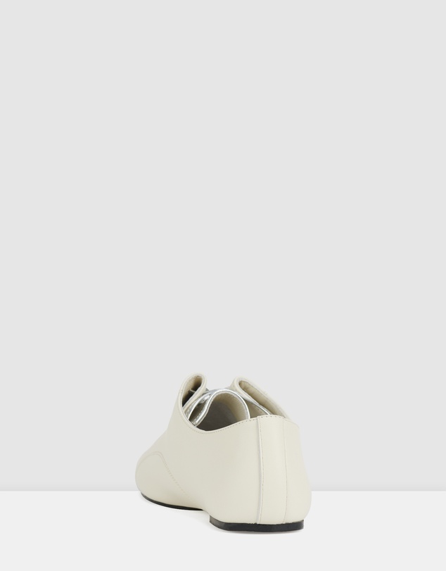 Rollie - Eva Flat