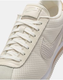 Nike - Cortez - Women's