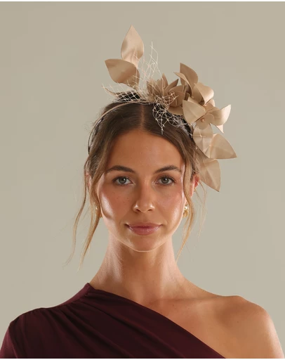 Morgan & Taylor - Dulcie Headpiece in Gold