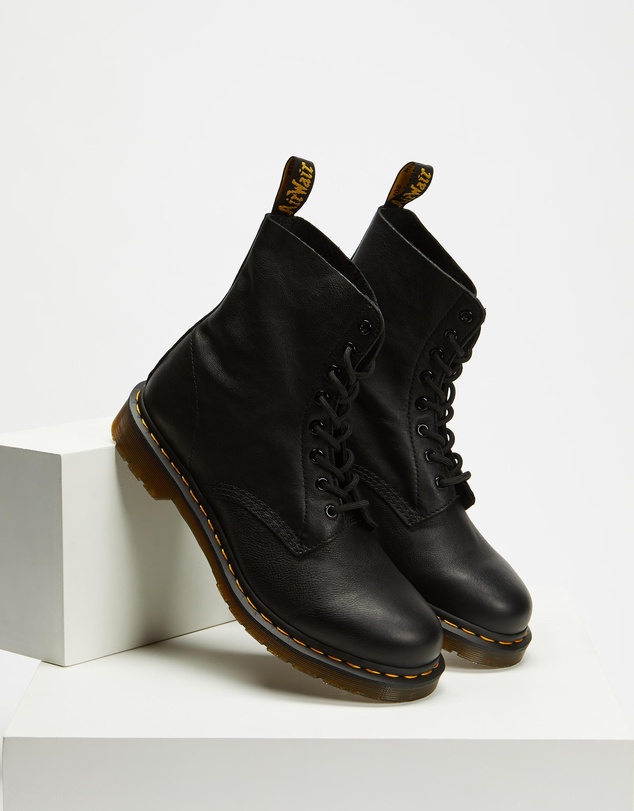 Dr Martens - Womens 1460 Pascal 8-Eye Boots