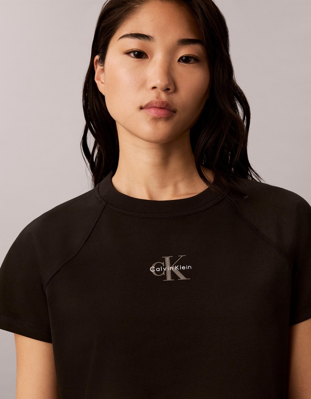 Calvin Klein Jeans - Monologo Interlock Cropped Tee