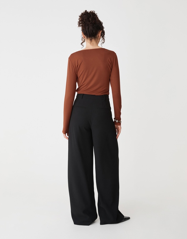 Forcast - Isla V-Neck Bamboo Top