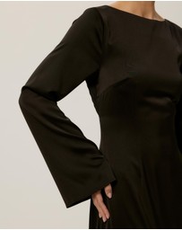 Tussah - Bec Long Sleeve Satin Maxi Dress