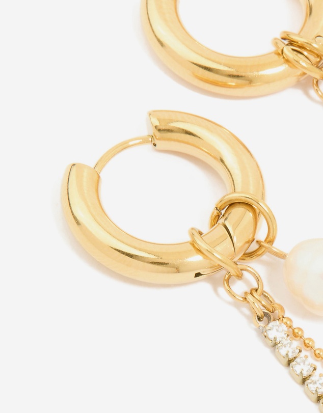Lovisa - Waterproof Gold Plated Stainless Steel Freshwater Pearl & Diamante Cup Chain Huggie Earrings