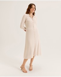 Review - Lina Knit Dress