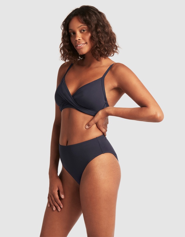 Sea Level Australia - Essentials Twist Front DD/E Cup Bra