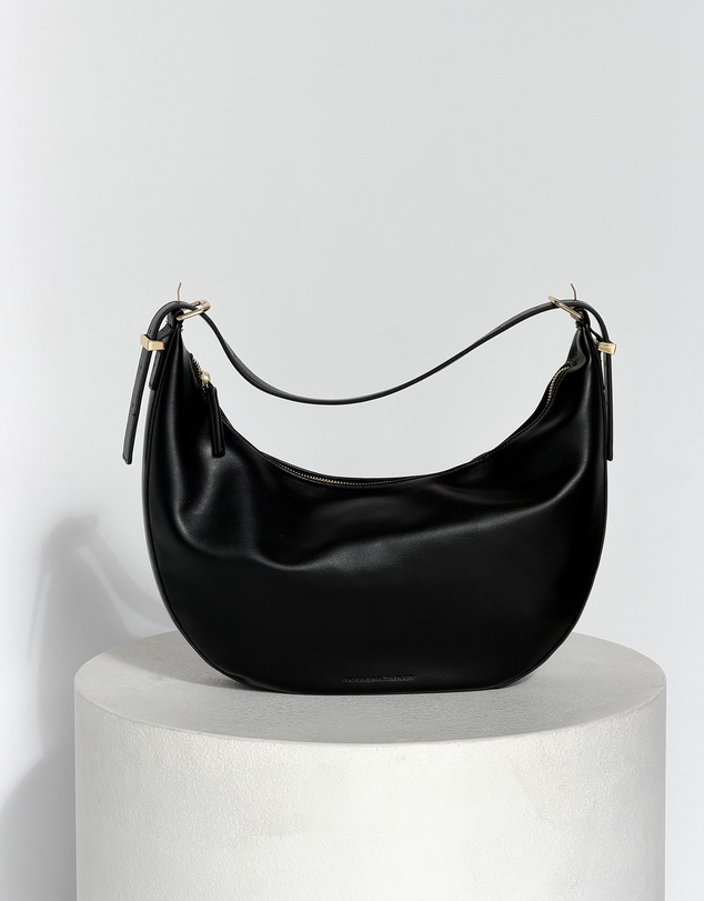 Morgan & Taylor - Sawyer Shoulder Handbag in Black