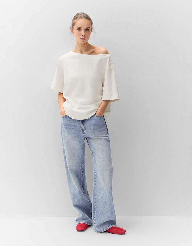 UNISON - Relaxed Off Shoulder Tee