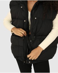 Belle & Bloom - Landslide Zip-Off Puffer Vest