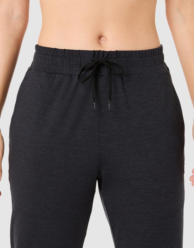 ASICS - Refined Texture Jogger Pant - Women's