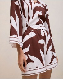 Trenery - Wakame Border Stripe Relaxed Short in Espresso