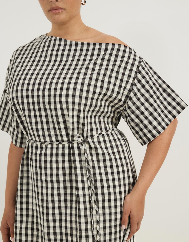 Atmos&Here Curvy - Olive Off Shoulder Gingham Mini Dress with Tie Waist