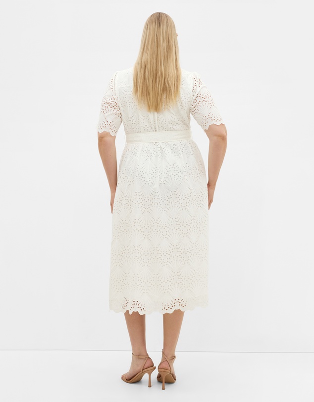 City Chic - Everlee Broderie Shirt Dress