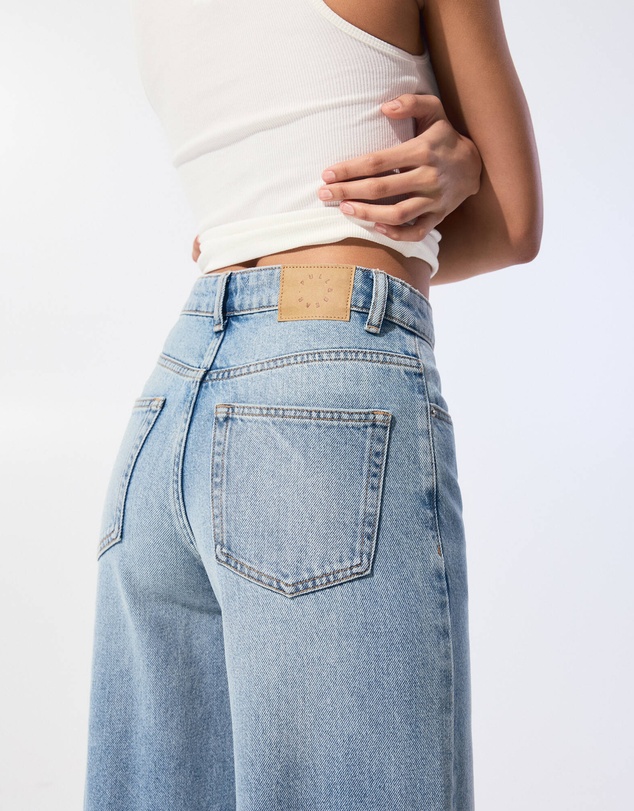 Pull&Bear - High-rise Wide Leg Jeans