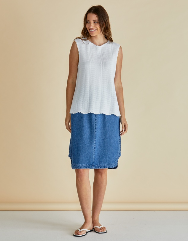 Betty Basics - Aviva Tank