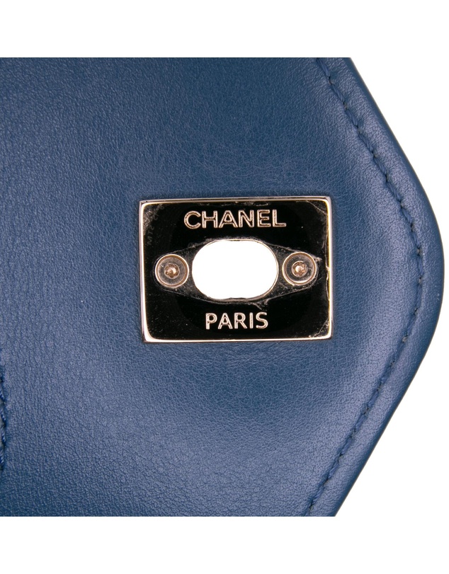 Pre-Loved by Azura Reborn - Pre-Loved Medium Calfskin Coco Chevron Envelope Flap