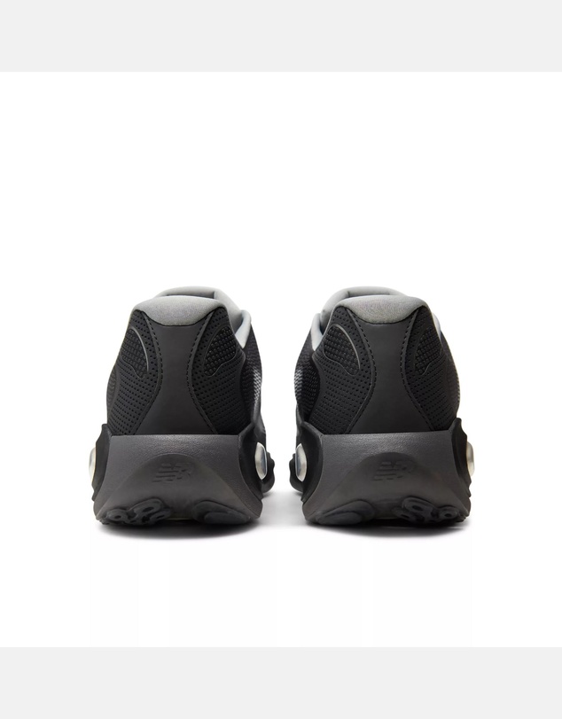 New Balance - AC Runner - Men's