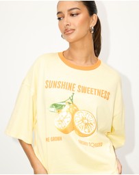 Dazie - Oj Oversized Graphic Tee