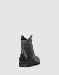 S by Sempre Di - Windy Ankle Boots