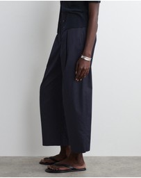 COS - Pleated Barrel Leg Chinos