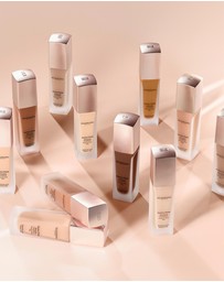 Elizabeth Arden - Flawless Finish Skincaring Foundation