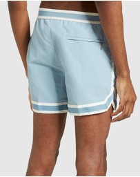 Che - Baller Shorts