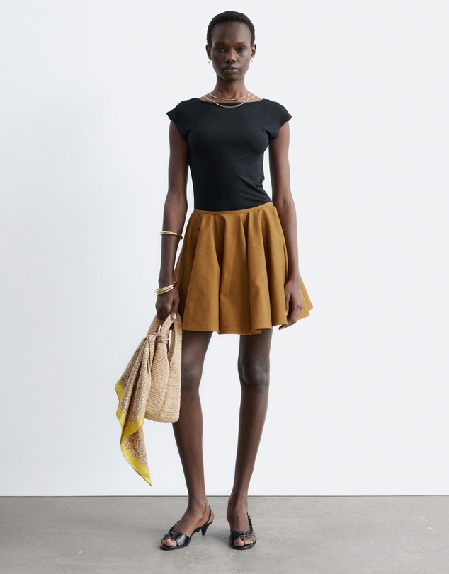 & Other Stories - Fitted Open-Back T-Shirt