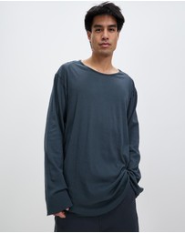 Surrounded By Ghosts - The Diaspore Rib Knit Long Sleeve Tail T-Shirt