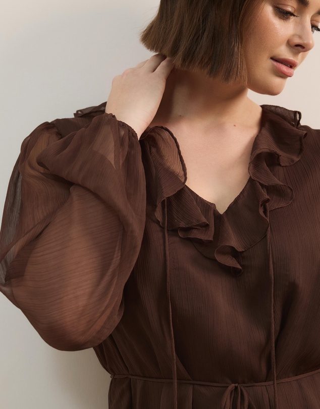 Atmos&Here Curvy - Stella Long Sleeve Mini Dress With Frill Detail