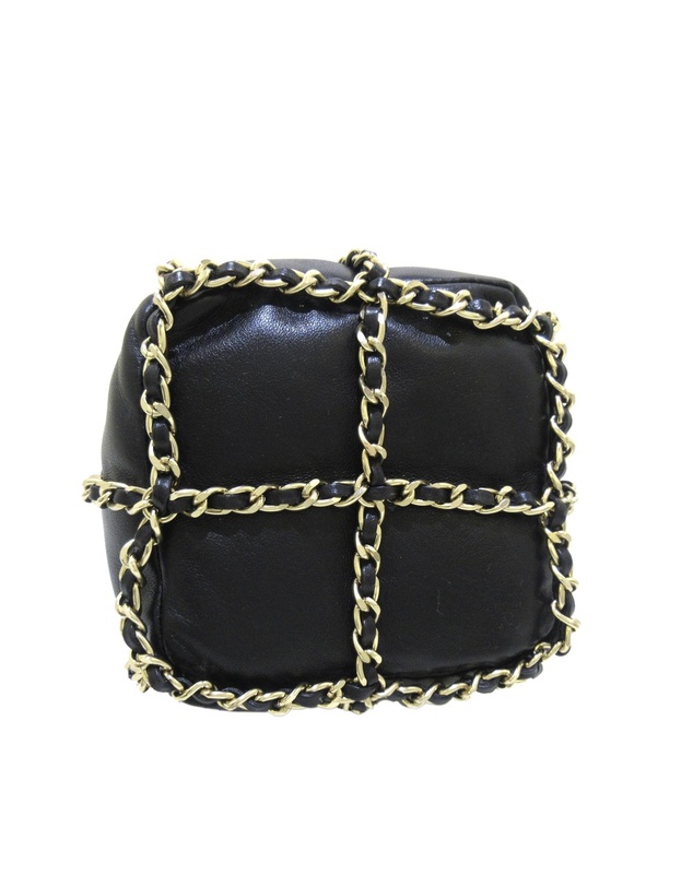 Pre-Loved by Azura Reborn - Pre-Loved Chanel CC Chain Lambskin Leather Bucket Bag