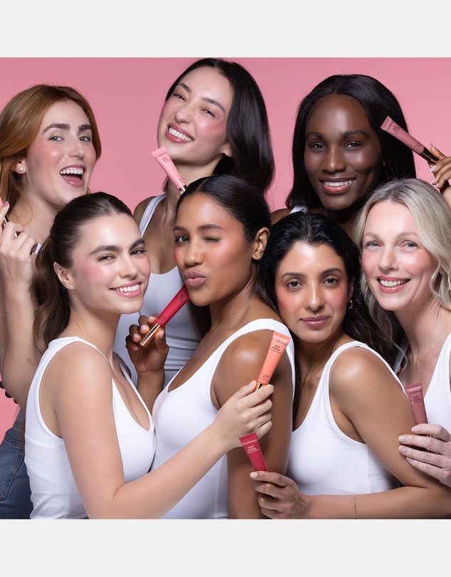 MCoBeauty - Soft Matte Beauty Wand - Flushed Blush