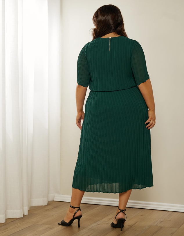Atmos&Here Curvy - Felicity Pleated Midi Dress