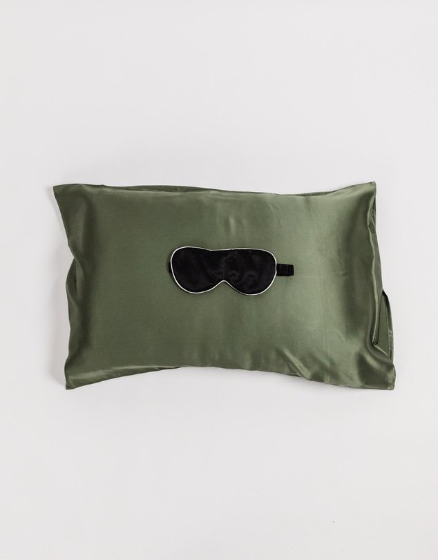 SILK MAGNOLIA - Mulberry Silk Pillowcase and Eye Mask Gift Set