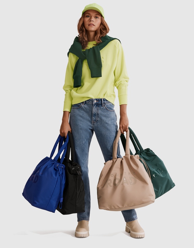Country Road - Recycled Polyester Puffer Drawstring Bag
