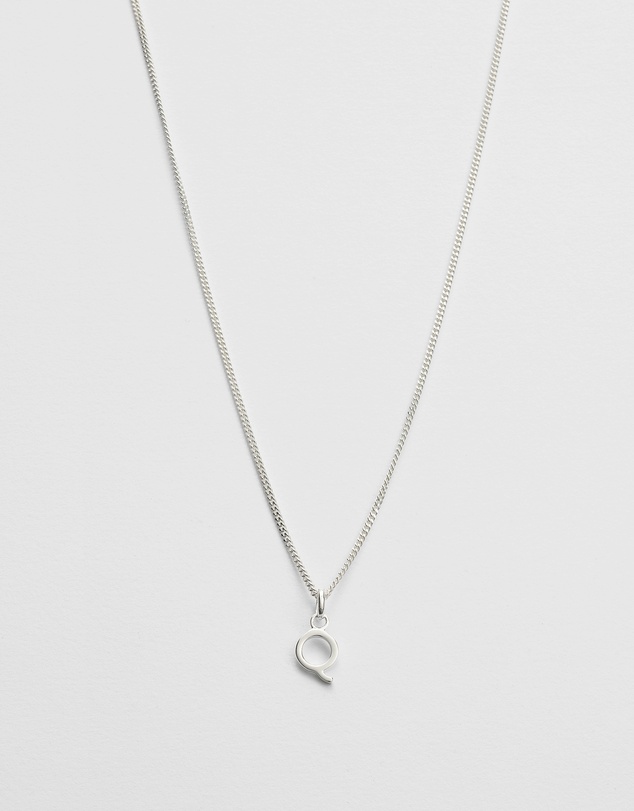 Kirstin Ash - Q Outline Initial Necklace