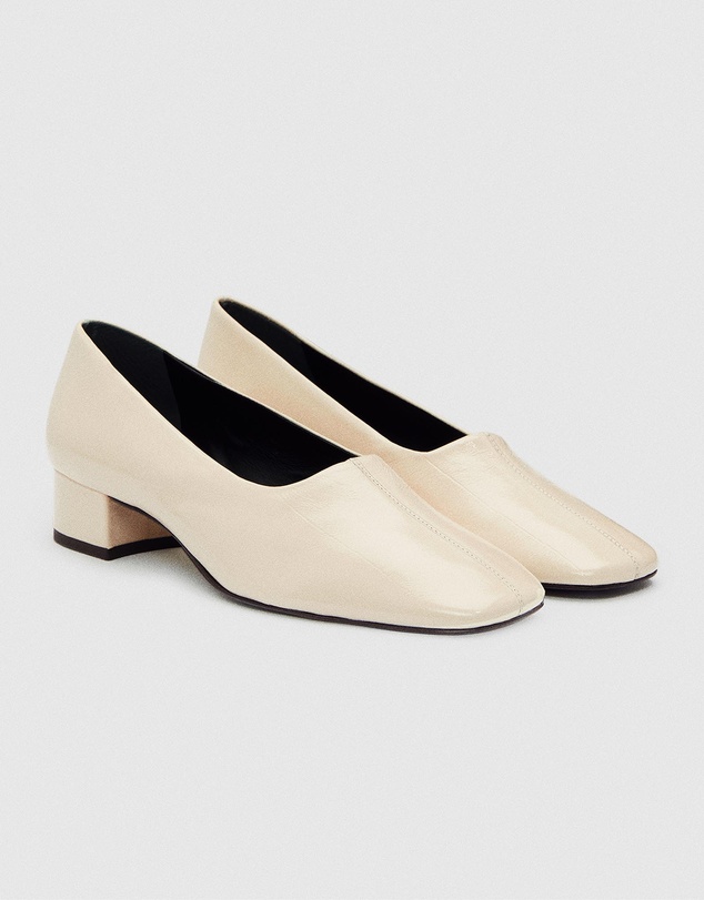 Reformation - Inez Pumps