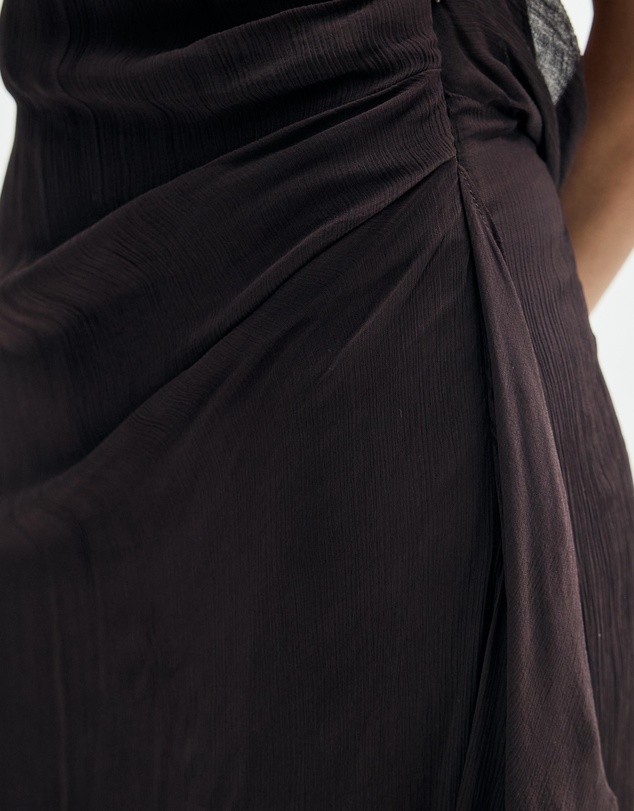 Minima Esenciales - Veda Halter Maxi Dress