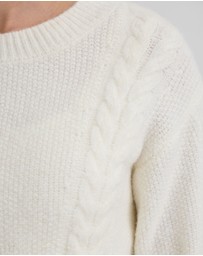 Oxford - Carla Cable Knit