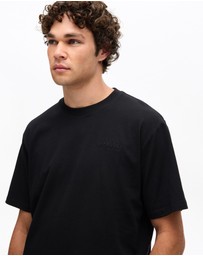 Superdry - Loose Logo Graphic Tee