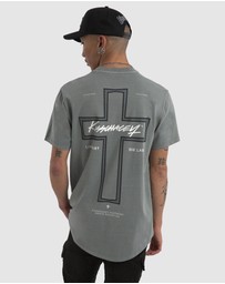 Kiss Chacey - Hollow Dual Curved Tee