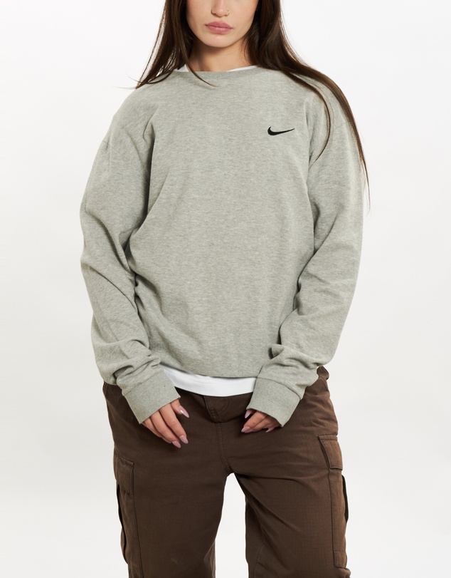 Vintage by The Real Deal - Pre Loved - 90s Nike Sweatshirt